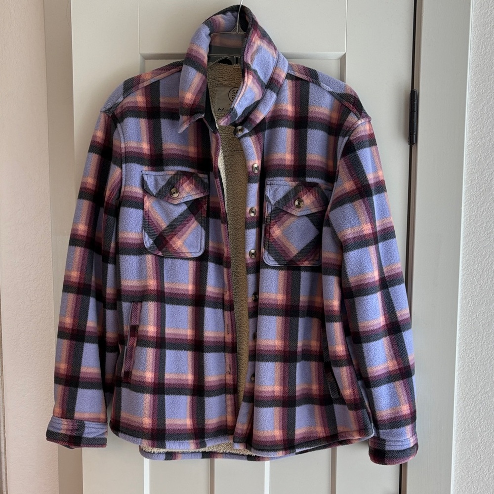 Women's Plaid Shirt Jacket
